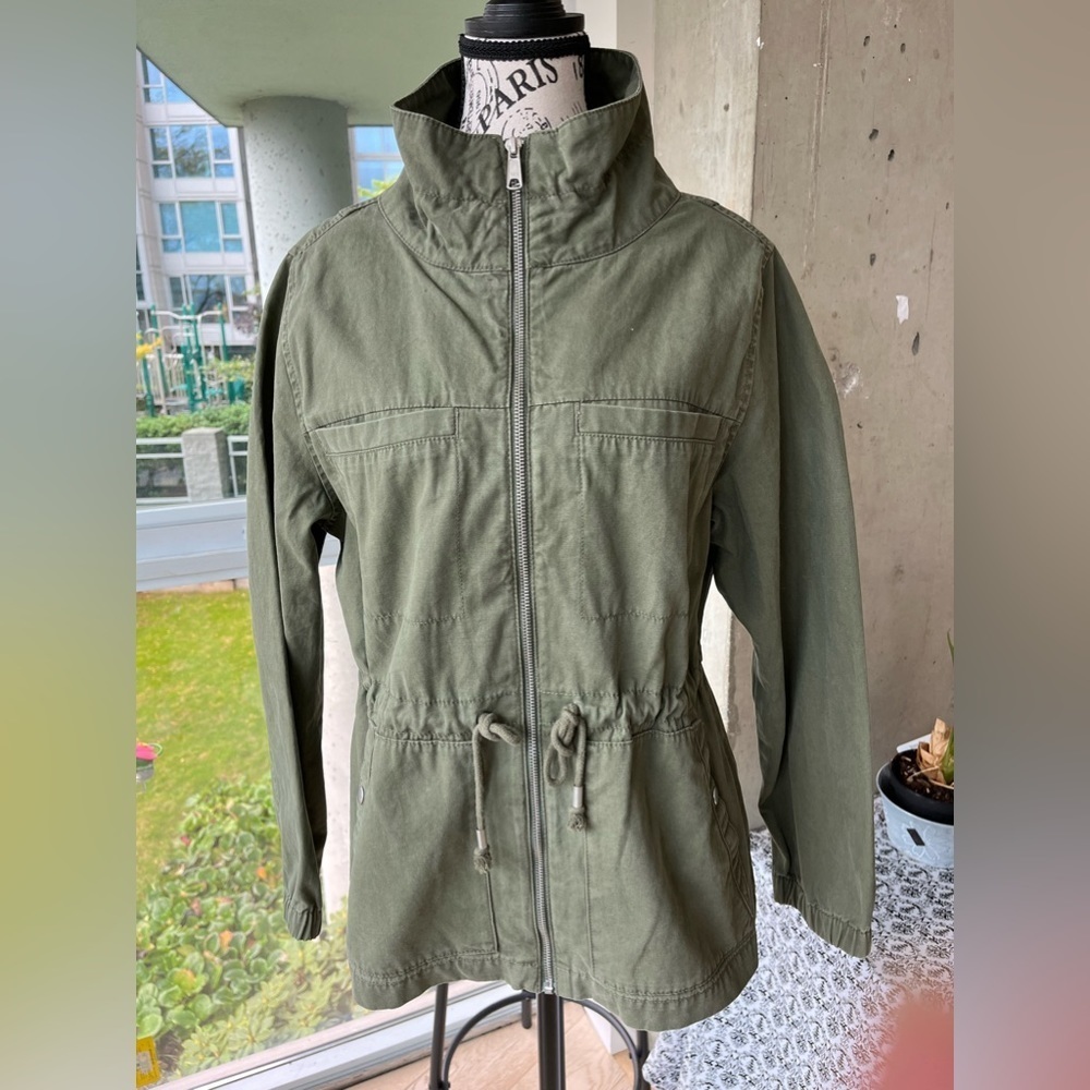 NWOT Old Navy utility jacket, size large (382)